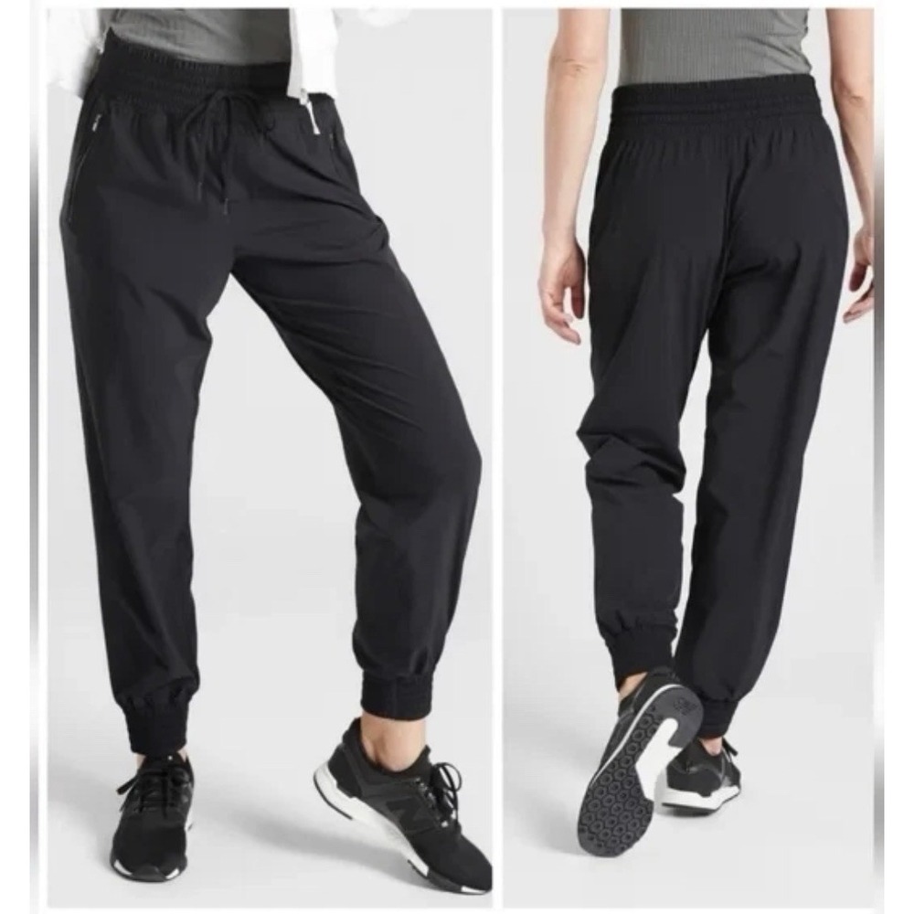 Athleta 10 Petite Camden Jogger Pants Womens Black Elastic Waist Zipper Pockets